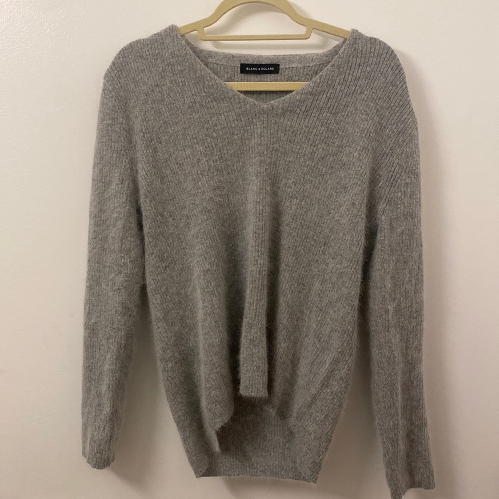 Blanc & Eclare Gray V-Neck Sweater